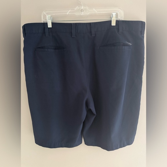 IZOD Men’s Golf Shorts SZ 42 Navy Pockets Performance Casual Summer Stretch - Picture 4 of 8